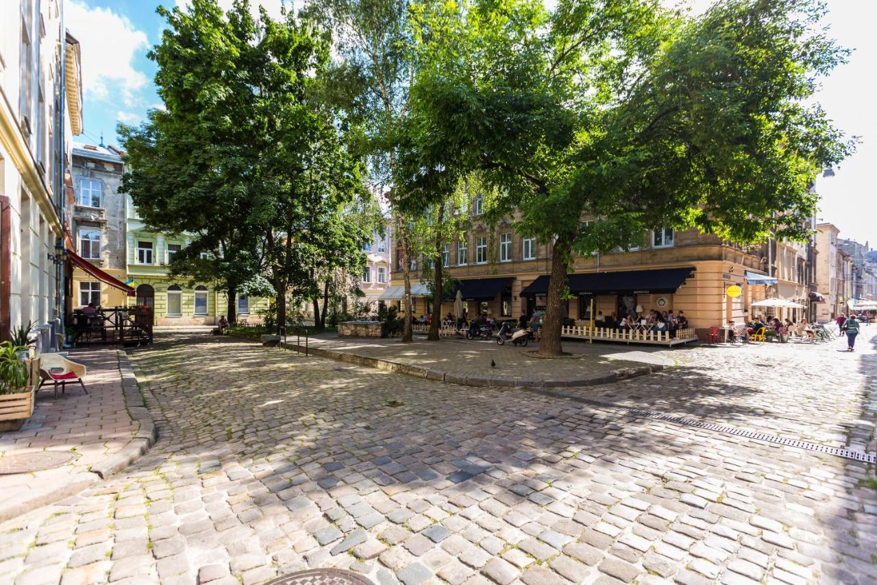 Квартира На Вулиці Федорова 29 Біля Площі Ринок Підвальна Lviv Eksteriør billede